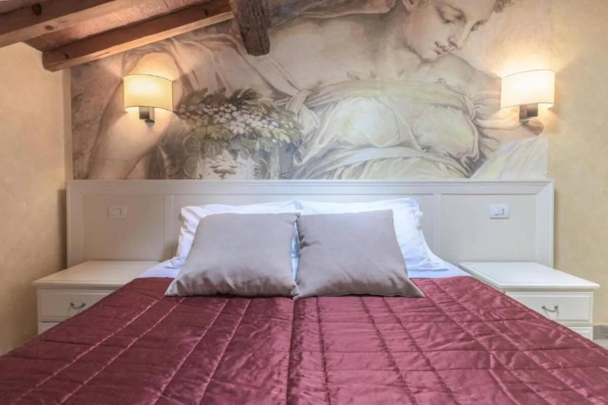 Albizi Caravaggio Apt 316 Florence Italy