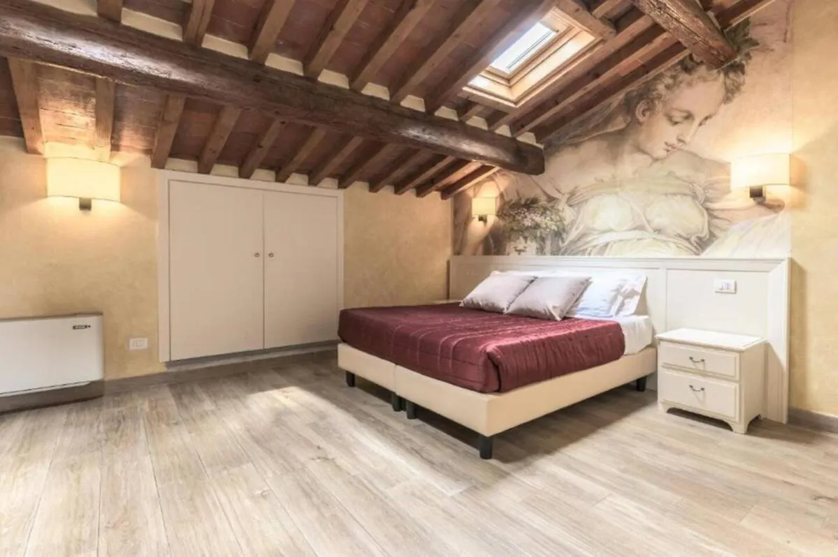 Albizi Caravaggio Apt 316 Florence 0*,