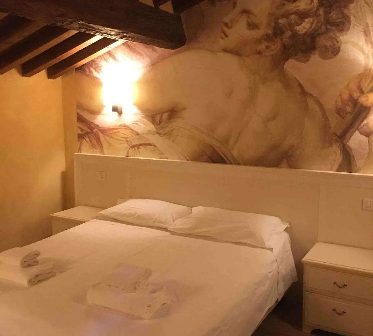Apartment Albizi Caravaggio Apt 316 Florence Italy